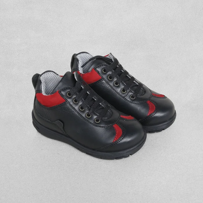 Airsoft Boys’ Black Leather Shoe