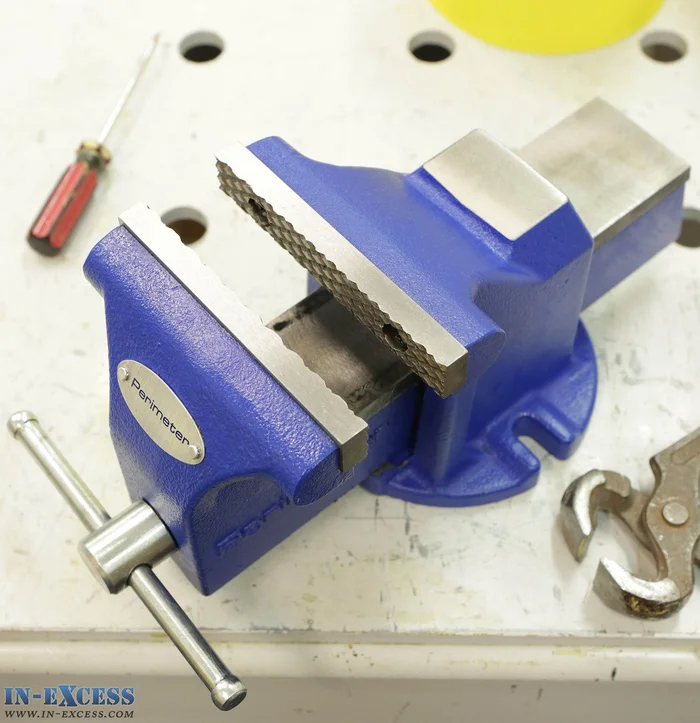 Perimeter 4″ Machine Bench Vice 100mm Heavy Duty Cast Iron Fixed Base Workshop